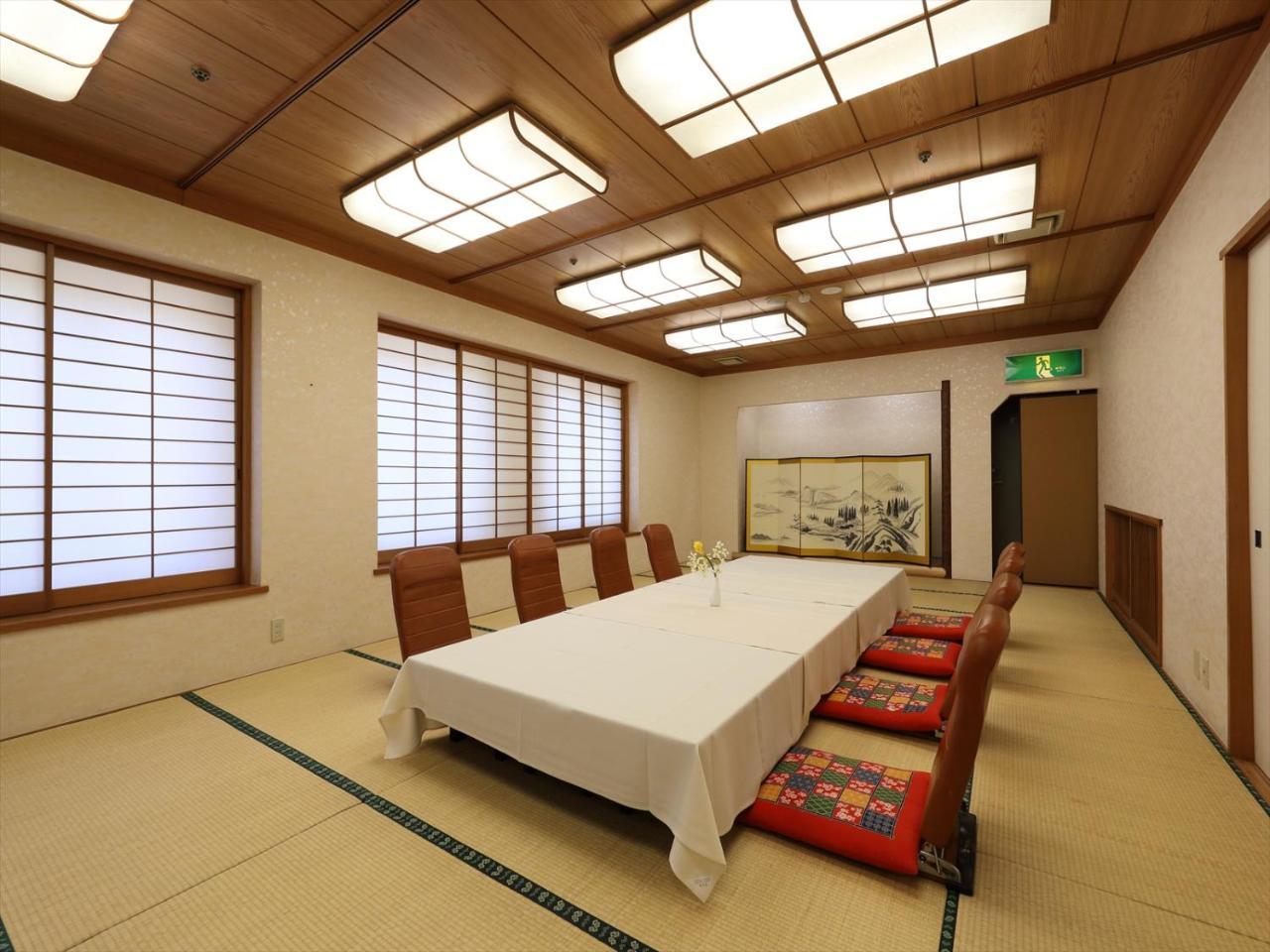 Garden Hotel Shiunkaku Higashimatsuyama Exterior photo